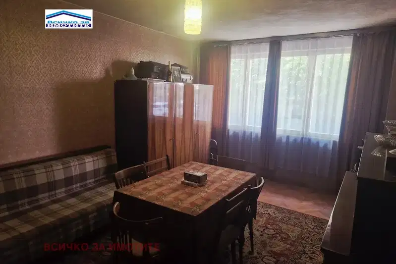 Двустаен апартамент в Център на Русе с функционално разпределение