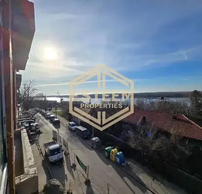 Photo 4 — 3-bedroom apartment in Ruse, Centyr