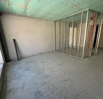 Photo 3 — Spacious 4-room apartment in the centre of Ruse with two terraces