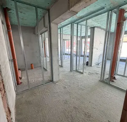 Photo 5 — Spacious 4-room apartment in the centre of Ruse with two terraces