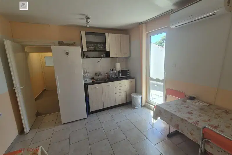 4-bedroom apartment in Ruse, Centyr