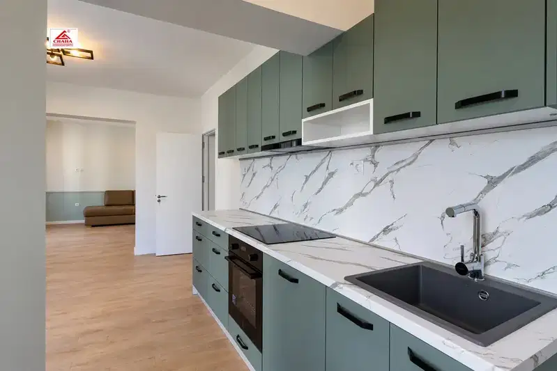 4-bedroom apartment in Ruse, Centyr