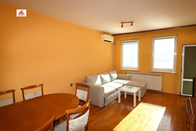 Maisonette in Ruse, Centyr
