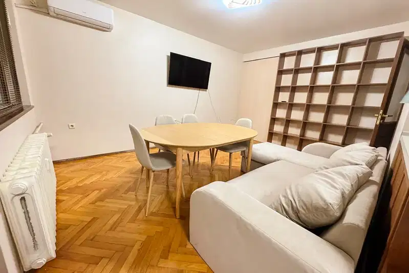 3-bedroom apartment in Ruse, Centyr