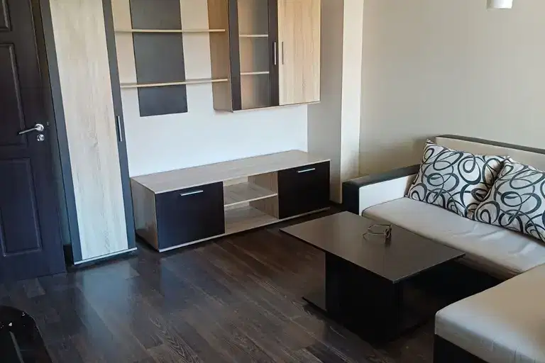 Three-room apartment with terrace in the Center of Ruse