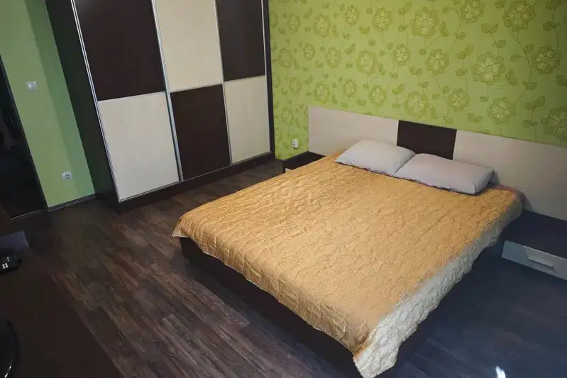 Spacious 3-room apartment in Charodeyka Sever, Ruse