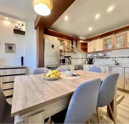 Photo 3 — 3-bedroom apartment in Ruse, Charodeika - Sever