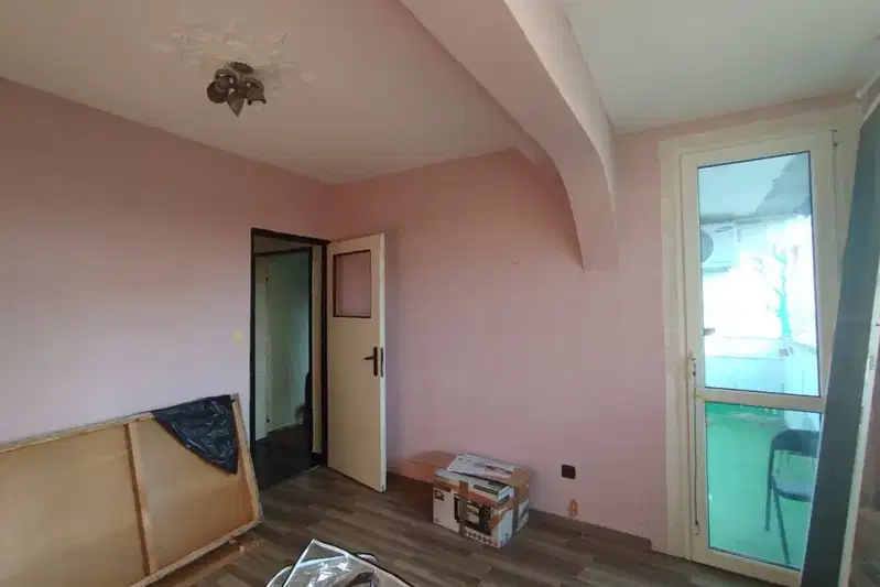 Two-room apartment in Charodeyka - Yug, Ruse with parking