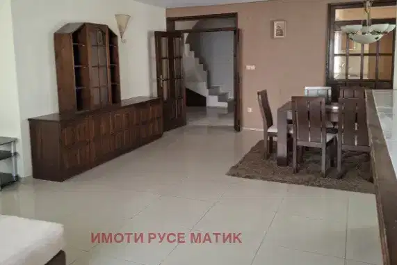 4-room maisonette in Tsvetnitsa, Ruse with terrace and garage