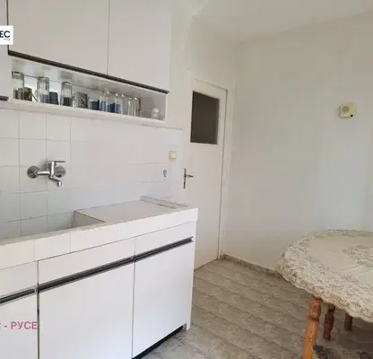 Photo 5 — One-room apartment in Druzhba 1, Ruse with south aspect