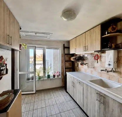 Photo 5 — Three-room apartment in Druzhba 2, Ruse with basement