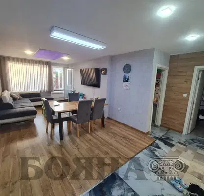 Photo 3 — 4-room apartment in Hushove, Ruse with two terraces