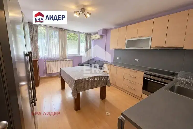 4-bedroom apartment in Ruse, Hyshove