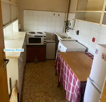Снимка 3 — 1-стаен апартамент в Широк център, Русе с асансьор