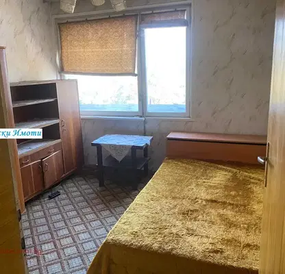 Снимка 4 — 1-стаен апартамент в Широк център, Русе с асансьор