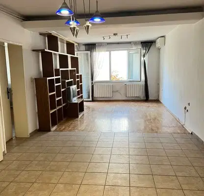 Снимка 3 — Двустаен апартамент 77 кв.м в Широк център, Русе с тераса