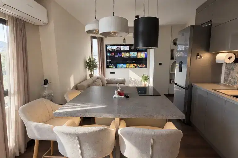 Two-room apartment in Shirok Tsentar, Ruse with functional layout