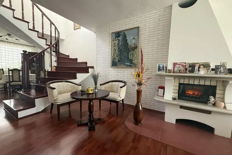 4-bedroom apartment in Ruse, Shirok Centyr