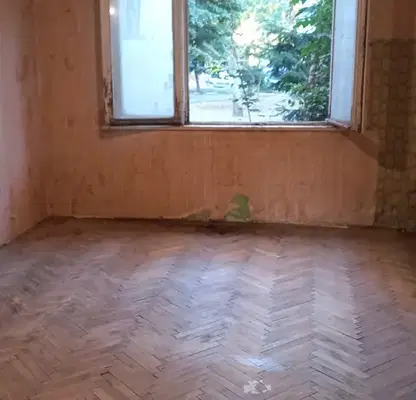 Снимка 2 — Двустаен апартамент в Русе, Здравец с остъклена тераса