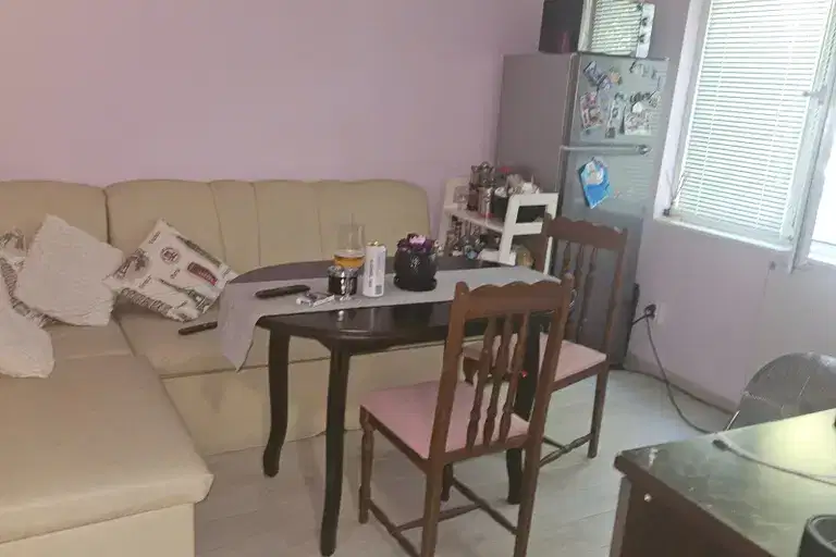 One-room apartment in Zdravec Istok, Ruse, on the 4th floor