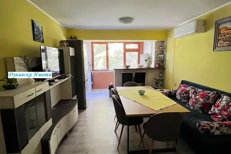 Two-room apartment in Ruse, Zdravec Iztok with parking