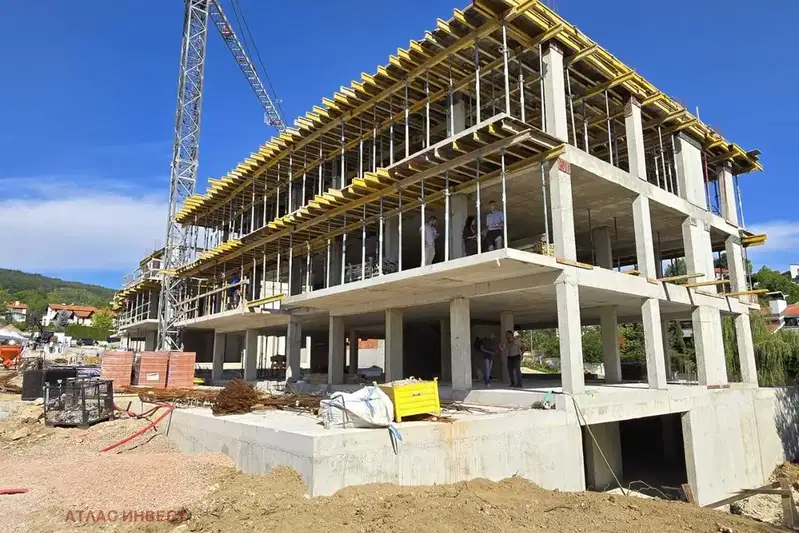 Two-room apartment in Bistritsa village with parking space in new complex