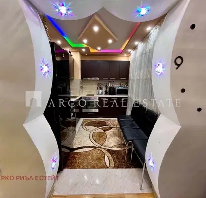 Photo 3 — Two-room apartment in Gara Elin Pelin village with gas heating