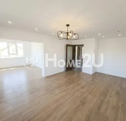 Photo 2 — 3-room apartment in Kazichene village with two terraces