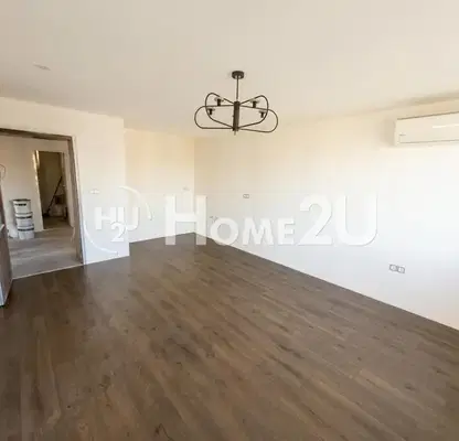 Photo 4 — 3-room apartment in Kazichene village with two terraces