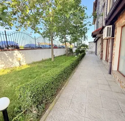 Photo 4 — 3-bedroom apartment in Burgas, Kosharica