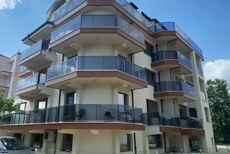 Two-room apartment in Kranevo village with two balconies