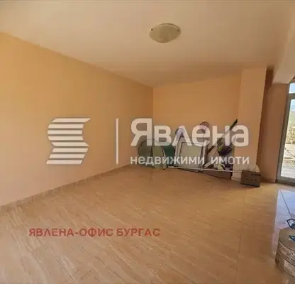 Photo 3 — Studio apartment in Lozenets village with courtyard access