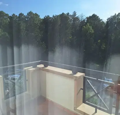 Снимка 3 — Двустаен апартамент в с. Лозенец с тераса в Oasis Resort