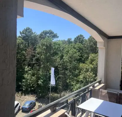 Снимка 3 — Двустаен апартамент с тераса в с. Лозенец, Oasis Resort