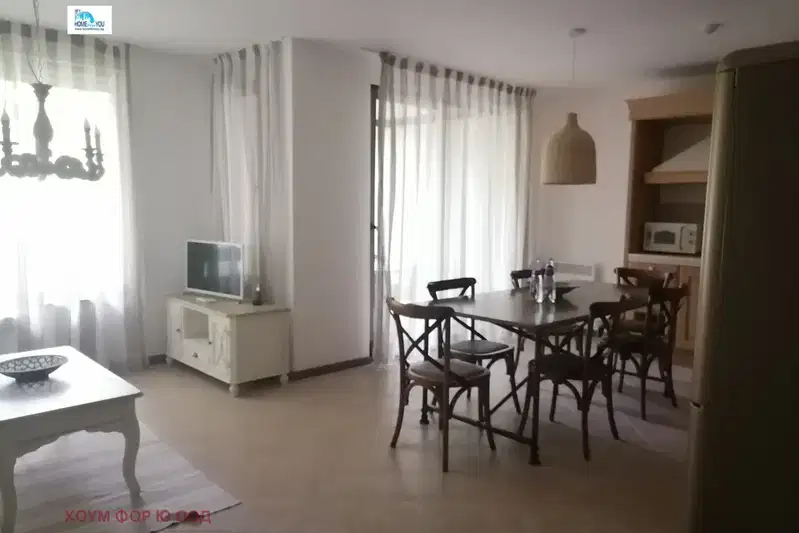 Three-room apartment with sea view in Lozenets, Oasis Resort