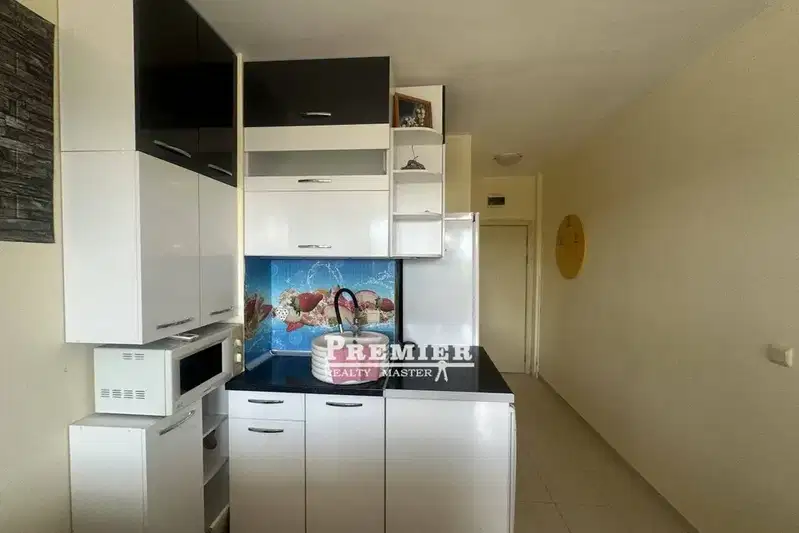 Furnished one-room studio with terrace in Ravadinovo village