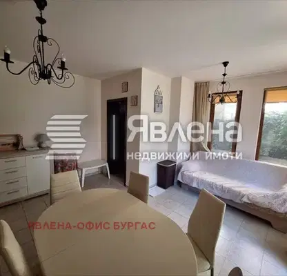 Снимка 2 — Студио апартамент с дворче в с. Равда, област Бургас