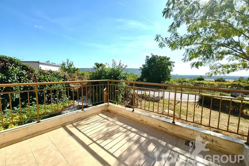 3-room apartment with large terrace in Rogachevo village