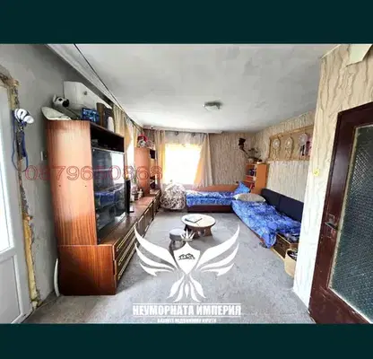 Снимка 4 — Четиристаен апартамент с двор и паркинг в с. Смилян, Каптажа