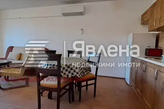2-room apartment in Stoykite village near the lift