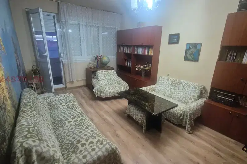 Three-room apartment in Sandanski with two terraces