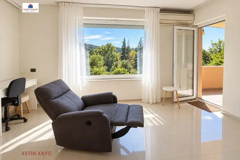 3-bedroom apartment in Blagoevgrad, Sandanski