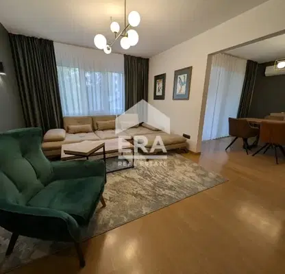 Снимка 2 — Четиристаен апартамент 113 кв.м. в Шумен, кв. 5-ти полк, с две тераси