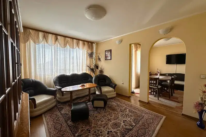 3-bedroom apartment in Shumen, 5-Ti Polk