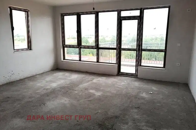 Two-room apartment in Shumen, Baseyna with terrace