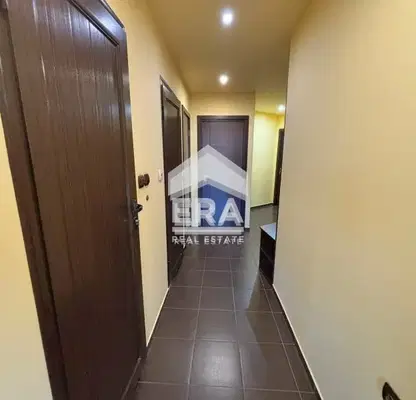 Photo 3 — Three-room apartment with terrace in Shumen, Bolnitsata