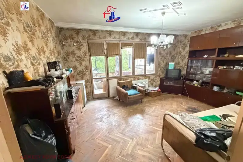 3-bedroom apartment in Shumen, Centyr