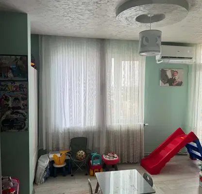 Снимка 4 — Двустаен апартамент в центъра на Шумен с тераса