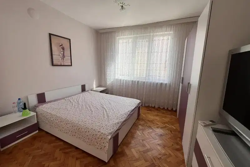 3-bedroom apartment in Shumen, Centyr