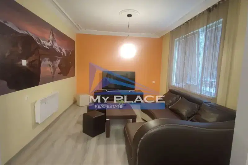 Three-room apartment with terrace in the centre of Shumen